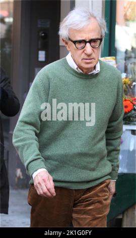 **FOTO FILE** Woody Allen si ritira da Filmmaking. Woody Allen 2016 Foto di John Barrett/PHOTOlink /MediaPunch Foto Stock