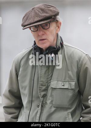 **FOTO FILE** Woody Allen si ritira da Filmmaking. Woody Allen 2008 Foto di John Barrett/PHOTOlink / MediaPunch Foto Stock