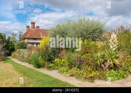 Great Dixter, autumn Gardens, Northiam, East Sussex, UK Foto Stock