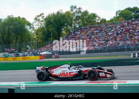 Antonio Giovinazzi (ITA) - il Team Haas F1 durante il Gran Premio d'Italia di Formula 1 a Monza ITA, settembre 14 2022 Foto Stock