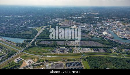 Vista aerea, porto di Bottrop, deposito di carbone sul canale Reno-Herne con turbina eolica, Sturmshof, ai confini della città di Essen-Nord, superstrada A42 con Essen-Nord Foto Stock