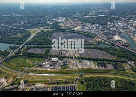 Vista aerea, porto di Bottrop, deposito di carbone sul canale Reno-Herne con turbina eolica, Sturmshof, ai confini della città di Essen-Nord, superstrada A42 con Essen-Nord Foto Stock