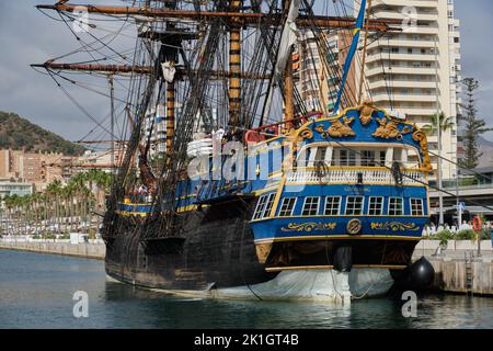 Götheborg di Svezia, replica di sling del svedese Indiaman Götheborg, ormeggiato nel porto di Malaga, Spagna. Foto Stock