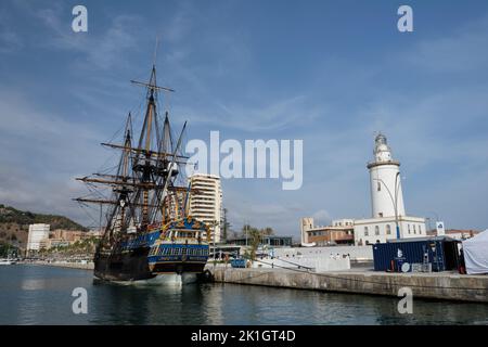 Götheborg di Svezia, replica di sling del svedese Indiaman Götheborg, ormeggiato nel porto di Malaga, Spagna. Foto Stock