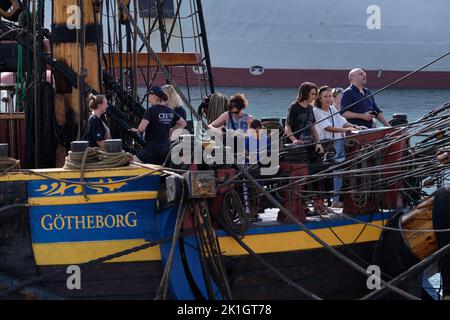 Götheborg di Svezia, replica di sling del svedese Indiaman Götheborg, ormeggiato nel porto di Malaga, Spagna. Foto Stock