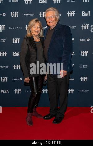 Toronto, Canada. 16th Set, 2022. Brooke Hindle e Art Hindle (R) partecipano alla prima edizione di 'Nightalk' durante il Toronto International Film Festival 2022 presso lo Scotiabank Theatre. (Foto di Shawn Goldberg/SOPA Images/Sipa USA) Credit: Sipa USA/Alamy Live News Foto Stock