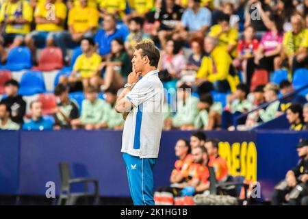 Valencia, Spagna. 18th Set, 2022. VALENCIA, SPAGNA - 18 SETTEMBRE: Julen Lopetegui di Siviglia CF durante la partita tra Villarreal CF e Sevilla CF di la Liga Santander il 18 settembre 2022 a Ciutat de Valencia, Spagna. (Credit Image: © Samuel CarreÃ±o/PX Imagens via ZUMA Press Wire) Credit: ZUMA Press, Inc./Alamy Live News Foto Stock