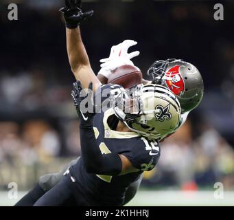 New Orleans, Stati Uniti. 18th Set, 2022. Tampa Bay Buccaneers durante una partita della National Football League al Caesars Superdome di New Orleans, Louisiana, domenica 18 settembre 2022. (Foto di Peter G. Forest/Sipa USA) Credit: Sipa USA/Alamy Live News Foto Stock