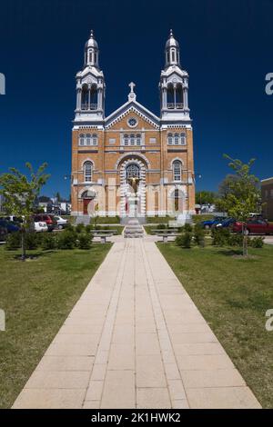 Chiesa di Saint-Louis-de-Courville, in primavera, Beauport, Quebec, Canada. Foto Stock