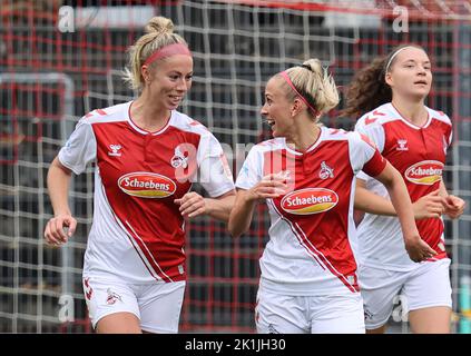 Colonia, Germania. 19th Set, 2022. Flyeralarm Frauen Bundesliga, giorno 1, 1. FC Koeln - TSG 1899 Hoffenheim, Sharon Beck (Koeln), Mandy Islacker (Koeln) Credit: Juergen Schwarz/Alamy Live News Foto Stock