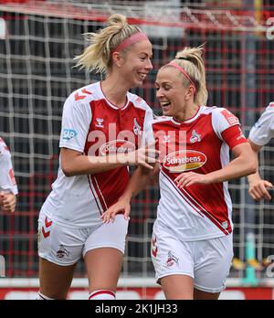 Colonia, Germania. 19th Set, 2022. Flyeralarm Frauen Bundesliga, giorno 1, 1. FC Koeln - TSG 1899 Hoffenheim, Sharon Beck (Koeln), Mandy Islacker (Koeln) Credit: Juergen Schwarz/Alamy Live News Foto Stock