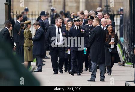 Gli ospiti arrivano per il funerale di Stato della Regina Elisabetta II, che si tiene all'Abbazia di Westminster, Londra. Data immagine: Lunedì 19 settembre 2022. Foto Stock