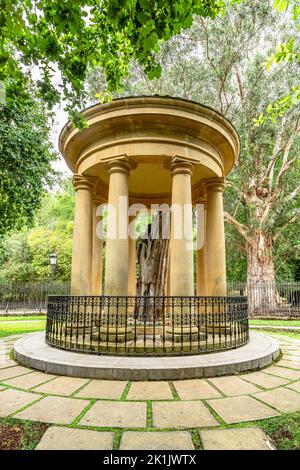 Gernika, Spagna. Agosto 4, 2022. L'albero del monumento Gernika è un simbolo di libertà per il popolo basco Foto Stock