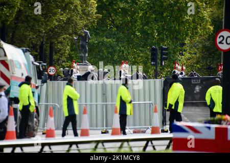 park Lane vicino all'arco di wellington; scene dal centro di londra in occasione del funerale della regina Elisabetta 2 19th settembre 2022 Foto Stock