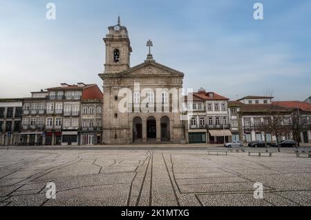 Basilica di San Pietro in Piazza Largo do Toural - Guimaraes, Portogallo Foto Stock