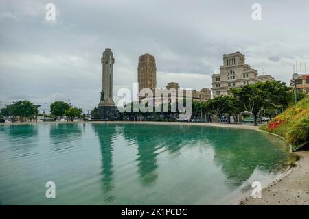 Impressione intorno alla Plaza de Espana di Santa Cruz de Tenerife, una città di Tenerife e capitale delle Isole Canarie in Spagna. Foto Stock