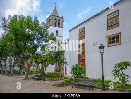 Impressione di Icod de los Vinos, un comune della provincia di Santa Cruz de Tenerife sull'isola di Tenerife, nelle Isole Canarie, Spagna Foto Stock