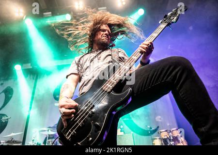 Oslo, Norvegia. 17th, settembre 2022. La rock band americana Black Stone Cherry si esibisce in un concerto dal vivo al Rockefeller di Oslo. Qui il bassista Steve Jewell è visto dal vivo sul palco. (Photo credit: Gonzales Photo - Terje Dokken). Foto Stock