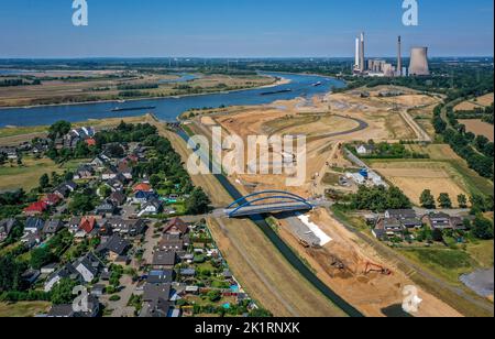 Dinslaken, Renania settentrionale-Vestfalia, Germania - estuario Emscher nel Reno. Sulla destra, il cantiere del New Emschermouth di fronte alla t Foto Stock