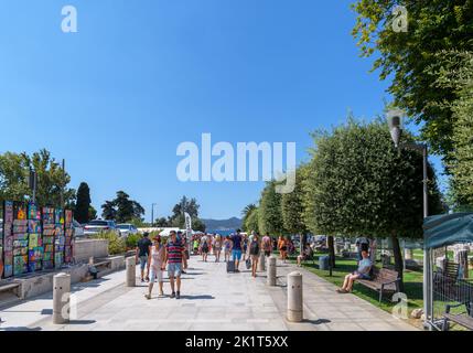 Percorso attraverso il Foro Romano su Ulica. Šimuna Kožičića Benje nel centro storico, Zara, Croazia Foto Stock