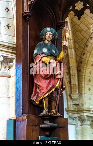 La chiesa di Saint-Martin in Carcans ospita una statua del 17th ° secolo di San Giacomo in abiti da pellegrino, classificato come monumento storico. Carcans, Lesparre-Médoc, Francia Foto Stock