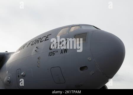 Mosnov, Repubblica Ceca, Repubblica Ceca - 17 settembre 2022: Dettaglio del Boeing C-17 Globemaster III dell'aviazione militare statunitense. Velivolo militare e aereo. Foto Stock