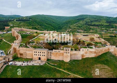 Fortezza di Naryn-Kala a Derbent, Dagestan, Russia, vista aerea. Foto Stock