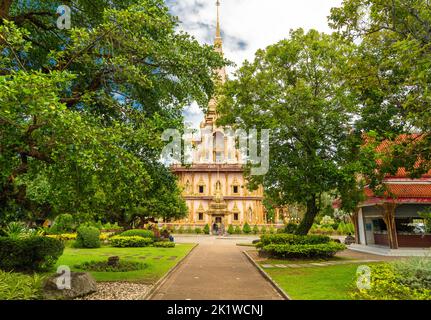 Il più grande tempio buddista di Phuket, Wat Chalong, Phuket, Thailandia Foto Stock