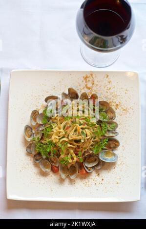 Spaghetti alle Vongole - vongole linguini Foto Stock