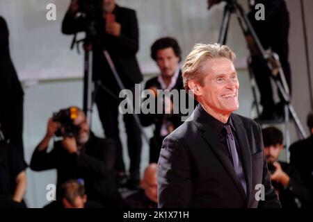 Willem Dafoe al 79th° Festival Internazionale del Cinema Foto Stock