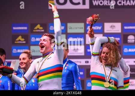 21st settembre 2022; Wollongong, Illawarra, Galles del Sud, Australia: UCI World Road Cycling Championships: La Svizzera festeggia la vittoria. Foto Stock