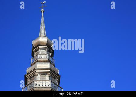 L'église Saint-Nicolas de Combloux et son clocher à bulbe classé au titre des Monuments historiques en 1971. Combloux. Alta Savoia. Auvergne-Rhône-al Foto Stock