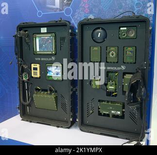 Piattaforma di comunicazione digitale FONET, realizzata da WB Group, presentata allo stand. Mostra armi e sicurezza. 15 giugno 2021. Kiev, Ucraina Foto Stock