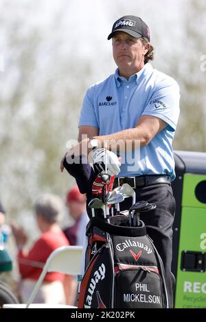 Il golfista PGA Phil Mickelson in azione durante un tour. Foto Stock