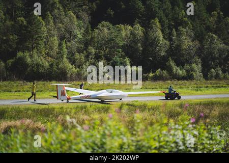 Piccoli aerei su OS, Bjørnafjorden, Norvegia Foto Stock