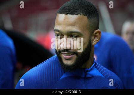 Memphis Delay è visto in anticipo rispetto ad un allenamento della nazionale olandese a Varsavia, Polonia, il 21 settembre 2022. Foto Stock