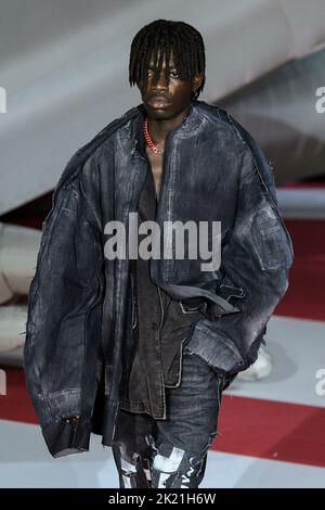 Milano, Italia. 21st Set, 2022. PISTA DIESEL SS23 durante la settimana della moda di Milano il 2022 settembre - Milano, Italia. 21/09/2022 Credit: dpa/Alamy Live News Foto Stock