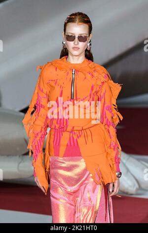Milano, Italia. 21st Set, 2022. PISTA DIESEL SS23 durante la settimana della moda di Milano il 2022 settembre - Milano, Italia. 21/09/2022 Credit: dpa/Alamy Live News Foto Stock