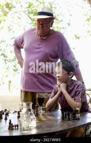 ALBERT FINNEY, Freddie Highmore, UN BUON ANNO 2006 Foto Stock