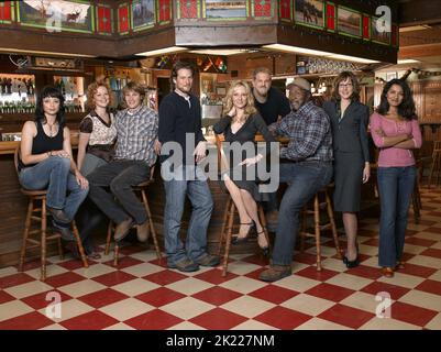 STRANGE,BERGL,RICHARDSON,TUPPER,HECHE,BENRUBI,AMOS,KOFOED,MATHEW, UOMINI IN ALBERI, 2006 Foto Stock