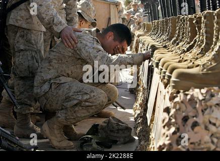 U.S. MARINE, LA VERITÀ DI TERRA: DOPO LA FINE DELL'UCCISIONE, 2006 Foto Stock