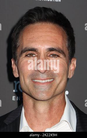 Los Angeles, Stati Uniti. 21st Set, 2022. Nestor Carbonell 09/21/2022 The World Premiere of 'Bandit' held at the Harmony Gold Theater in Los Angeles, CA Photo by Izumi Hasegawa/HollywoodNewsWire.net Credit: Hollywood News Wire Inc./Alamy Live News Foto Stock
