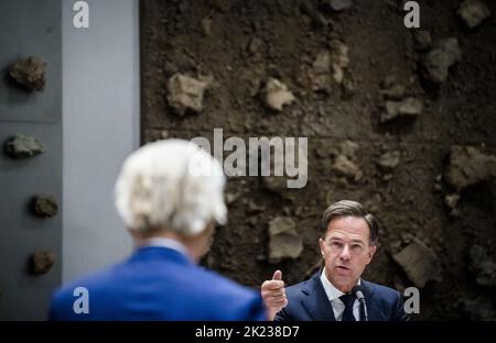 2022-09-22 12:00:38:19 L'AIA - primo Ministro Mark Rutte durante il secondo giorno delle riflessioni politiche generali, il dibattito dopo il discorso dal trono sulla giornata del bilancio. Dopo la risposta della Camera dei rappresentanti al bilancio presentato dal gabinetto uscente il giorno del bilancio, è stato il turno di Rutte rispondere. ANP BART MAAT netherlands OUT - belgio OUT Foto Stock