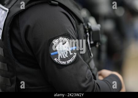 Sarulesti, Romania - 22 settembre 2022: Dettagli con la brigata antiterrorismo del giandarmi rumeno (polizia antisommossa). Foto Stock