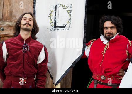 Italia, Sansepolcro (Arezzo), 11 settembre 2022 : Palio di Crossbow (Palio della balestra). Si tratta di un evento storico che si è tenuto continuamente Foto Stock