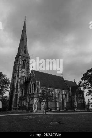 Una foto in bianco e nero del San Alban la chiesa di Copenaghen. Foto Stock