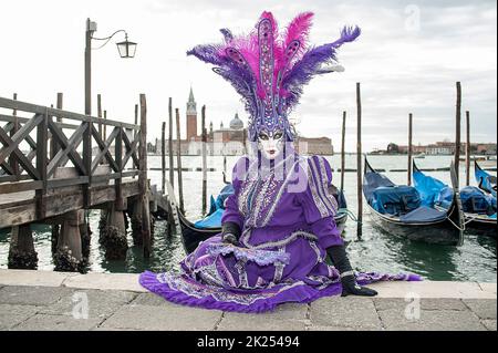 Venezia, Italia - Febbraio 23 2019: le maschere del carnevale di Venezia 2019 Foto Stock