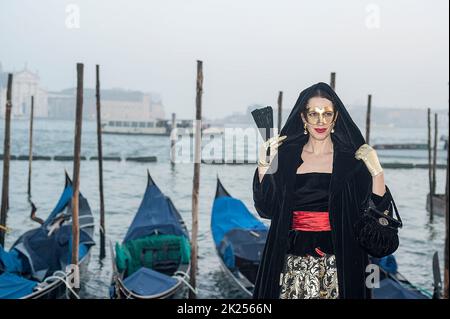 Venezia, Italia - Febbraio 21 2019: le maschere del carnevale di Venezia 2019 Foto Stock