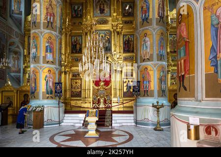 Kolomna, Russia - 10 giugno 2022: Interno della cattedrale dell'Assunzione (Uspenskiy) del Cremlino di Kolomna nella città vecchia di Kolomna Foto Stock