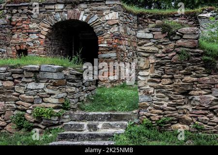 Rovine di una fortezza a Kralice nad Oslavou Foto Stock